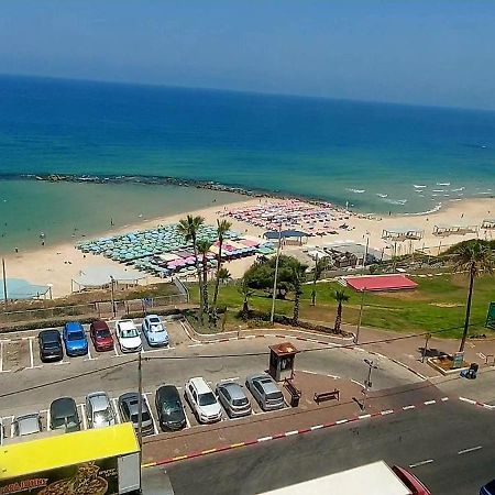 612 Apartment On The Beach Bat Yam Eksteriør billede